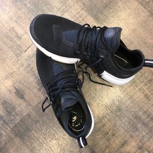 Nike Air Presto Womens 10